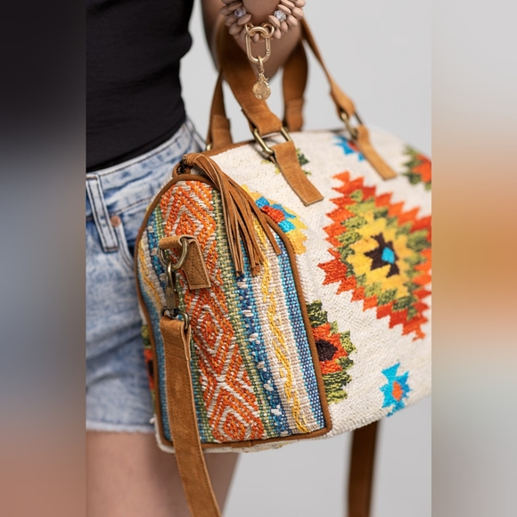 Handmade Boho Chic Satchel / Boston Bag - Navajo Aztec Inspired Design - Picture 8 of 8